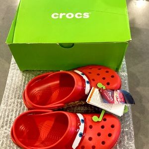 BRAND NEW LIGHTNING MCQUEEN CROCS!!!